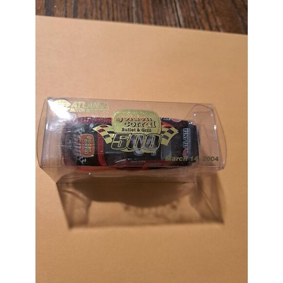2004 Golden Corral 500 Atlanta Motor Speedway NASCAR Die-Cast 1:64 Team Caliber - Picture 1 of 6
